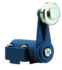 Пластмассовая консоль EMAS с реверсивным роликом Ф18мм углового действия LD33MEM121 - фото 326490